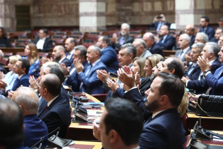 Μουρμούρες, ενστάσεις και παράπονα στην κοινοβουλευτική ομάδα της ΝΔ / Eurokinissi Μουρμούρες, ενστάσεις και παράπονα στην κοινοβουλευτική ομάδα της ΝΔ / Eurokinissi