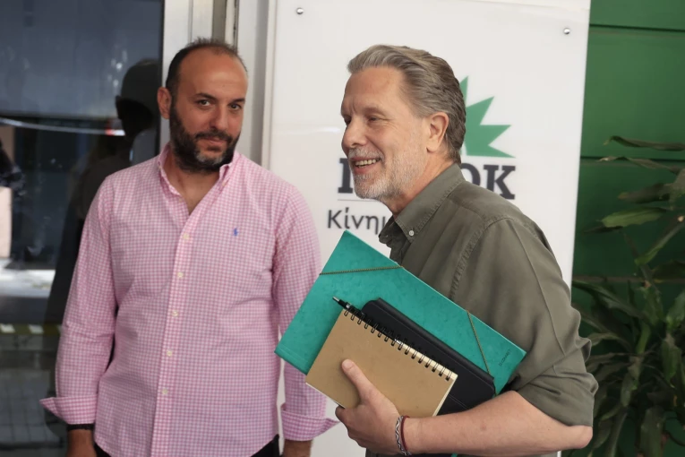 «Κάλπες αναγέννησης του ΠΑΣΟΚ» η πρόταση του Παύλου Γερουλάνου «Κάλπες αναγέννησης του ΠΑΣΟΚ» η πρόταση του Παύλου Γερουλάνου