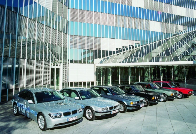 bmw-hydrogen.jpg