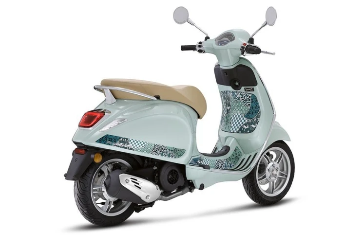 vespa-batik1.jpg?v=0