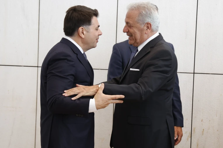 Ο Δημήτρης Αβραμόπουλος με τον πρέσβη των ΗΠΑ, Eurokinissi Ο Δημήτρης Αβραμόπουλος με τον πρέσβη των ΗΠΑ, Eurokinissi