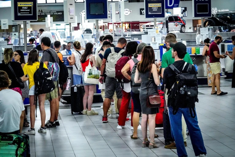 29010305.jpg 29010305.jpg