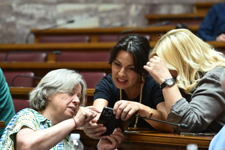 Η Αθηνά Λινού μετά από το επεισόδιο και τη διαγραφή Πολάκη / Eurokinissi