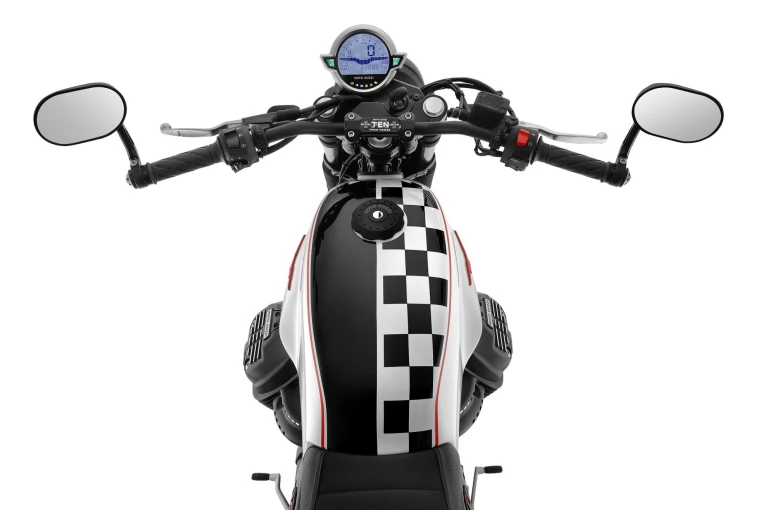 03-moto-guzzi-v7-stone-ten.jpg?v=0 03-moto-guzzi-v7-stone-ten.jpg?v=0