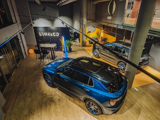 lync-co.jpg?v=0 lync-co.jpg?v=0