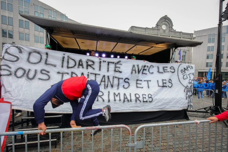 Φωτογραφία ΑΠΕ-ΜΠΕ Διαδηλώσεις στις Βρυξέλλες για το κλείσιμο εργοστασίου της Audi