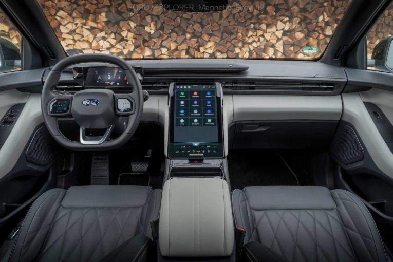 ford-explorer-08.jpg?v=0