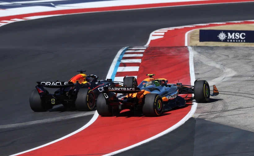 Φωτογραφία 2024 Reuters F1 USA, η στιγμή που ο Norris βγαίνει από τα όρια της πίστας