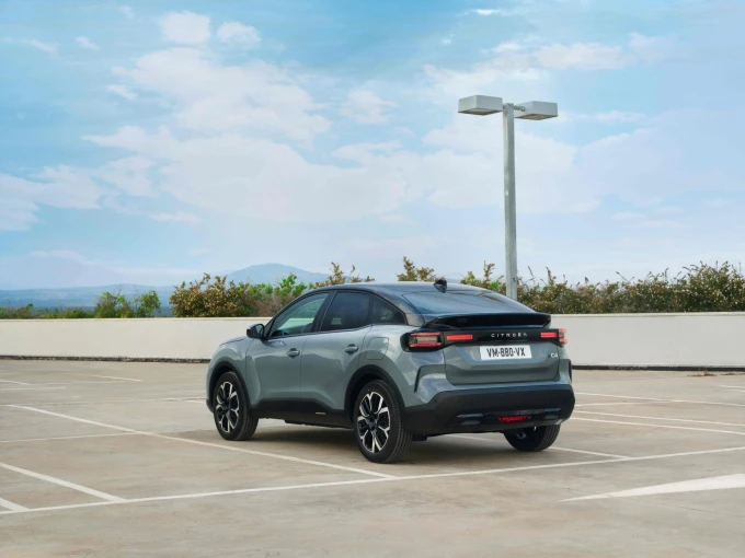 Νέο Citroen C4 Νέο Citroen C4
