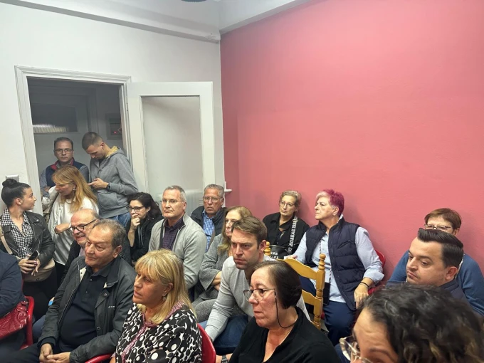 Να εκλεγεί σύνεδρος από την Οργάνωση Μελών Περιστερίου θέλει ο Σ. Κασσελάκης