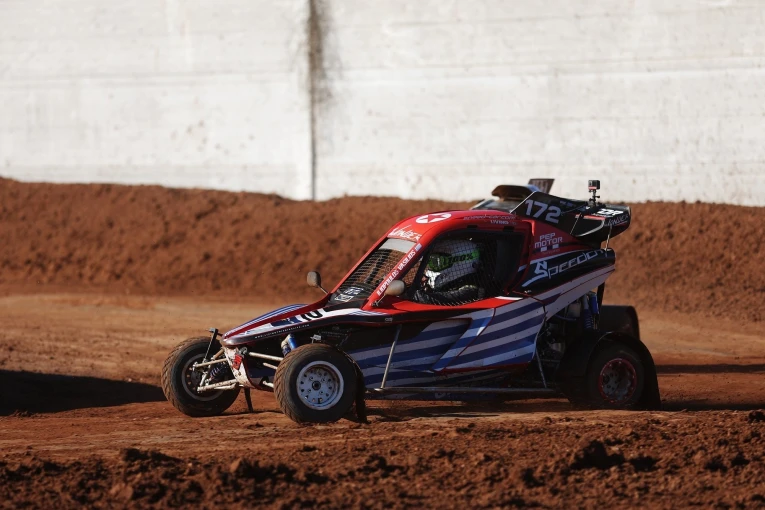 Στην κατηγορία Cross Car Junior, ο Βασίλης Ηλιόπουλος