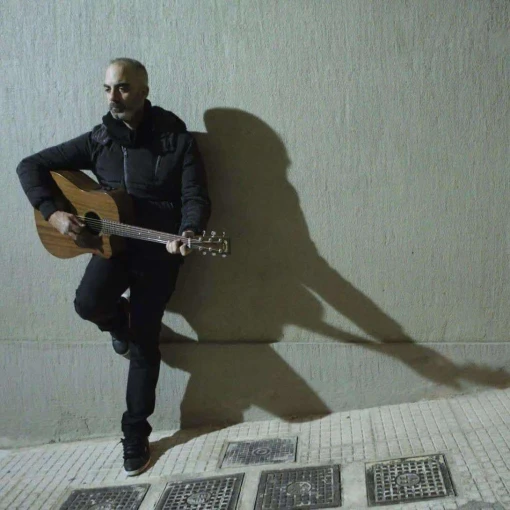 Ο Μανώλης Ρακιντζής