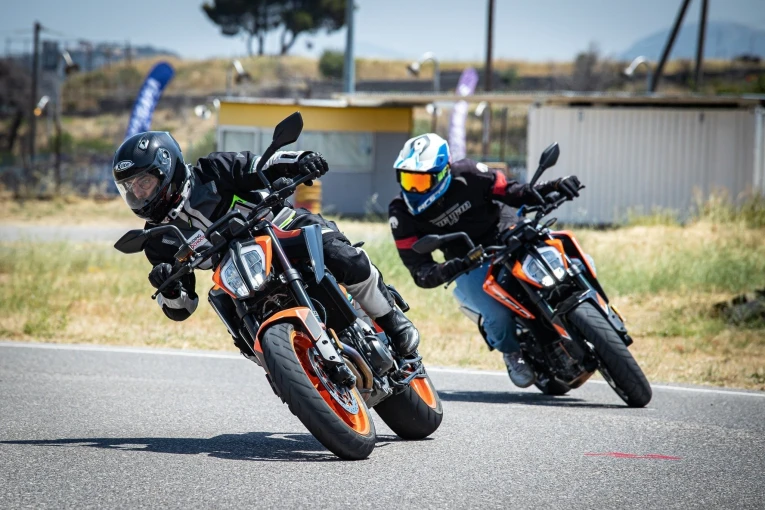 ktm-riding-school.jpg?v=0