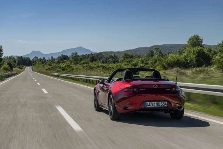 mazda-mx5-35th-anniversary-2024.jpg?v=0