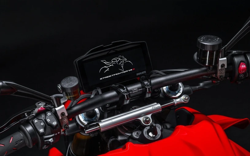 ducati-streetfighter-v4-dwp25-el.jpg?v=0 ducati-streetfighter-v4-dwp25-el.jpg?v=0