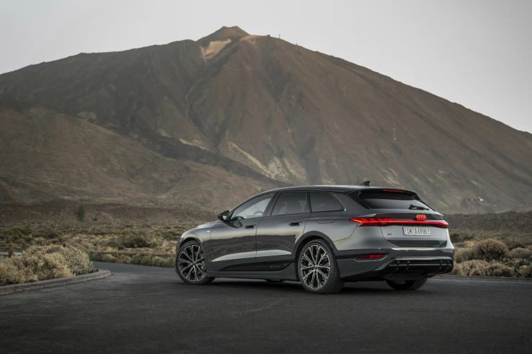 Audi Q6 e-tron Audi Q6 e-tron