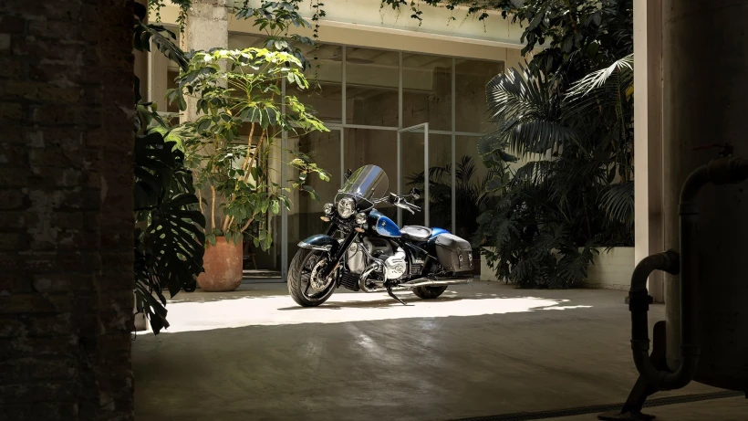 bmw-r18-models-2025-2.jpg?v=0