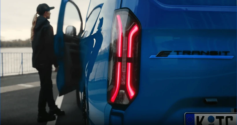 2025-ford-pro-delivery-assist-3.png?v=0