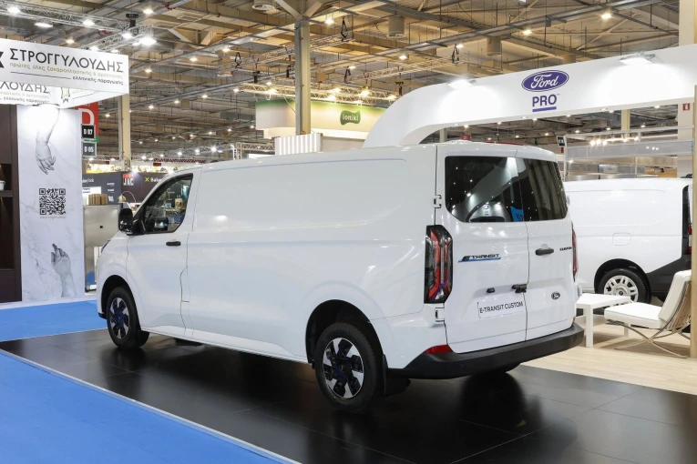 ford-pro-artoza-07.JPG?v=0