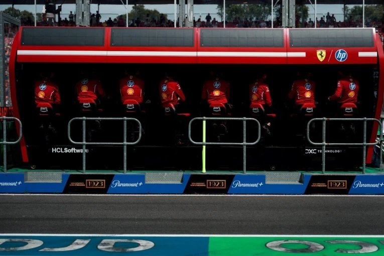 f12025-ferrari4.jpg?v=0