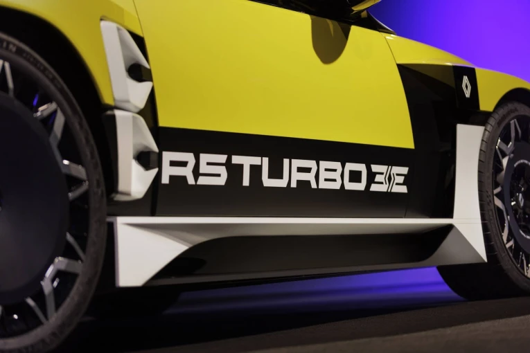 renault-5-turbo-3e-11-copy.jpg?v=0