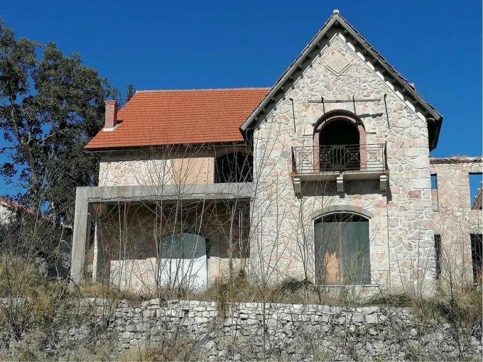 Υπασπιστήριο. Υφιστάμενη κατάσταση 