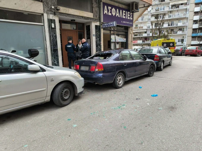 Πτώση γυναίκας από μπαλκόνι στη Θεσσαλονίκη / Eurokinissi