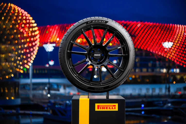 pirelli-p-zero-1.png?v=0