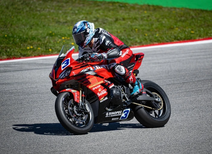 Ο Raffaele De Rosa Ο Raffaele De Rosa