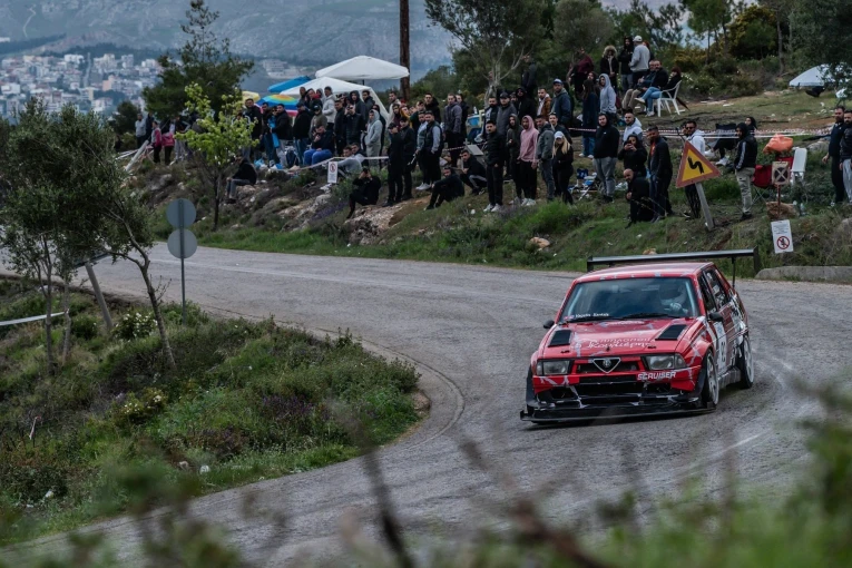 Το βάθρο στη Formula Saloon συμπλήρωσε ο Βαγγέλης Χαντζής (Alfa Romeo 75) που πρώτευσε στην FST2.