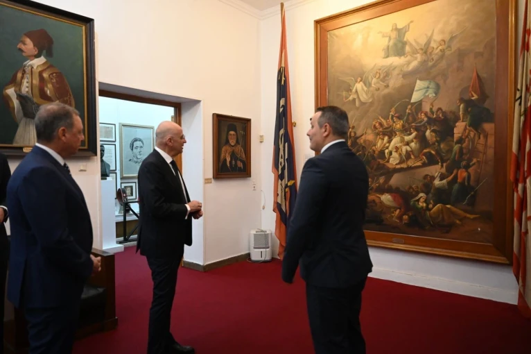 Γραφείο Τύπου ΥΕΘΑ