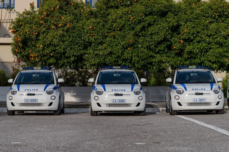 fiat500epolicecars-3.jpg?v=0
