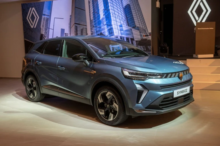 Το νέο Renault Symbioz full hybrid E-Tech, η νέα άφιξη στην κατηγορία των C-SUV Το νέο Renault Symbioz full hybrid E-Tech, η νέα άφιξη στην κατηγορία των C-SUV