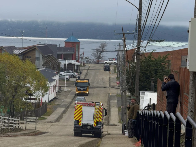 Ισχυρός σεισμός 7,4 Ρίχτερ μεταξύ Αργεντινής και Χιλής. Εκκενώνονται πόλεις λόγω φόβου για τσουνάμι / Reuters