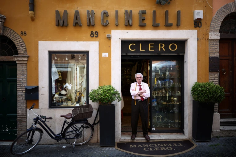 REUTERS/Guglielmo Mangiapane  