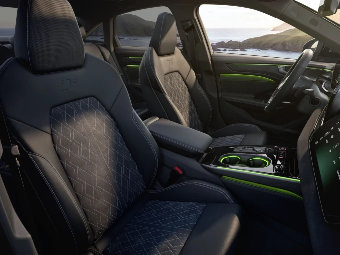 audi-a6-e-hybrid-12.jpg?v=0