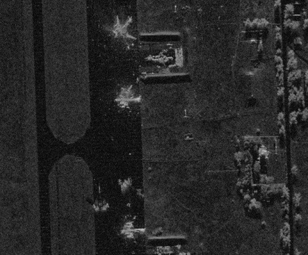 Τα αποτελέσματα των πληγμάτων στα ρωσικά αεροδρόμια όπως αποδεικνύονται από δορυφορικές φωτογραφίες, Capella Space/Handout via REUTERS