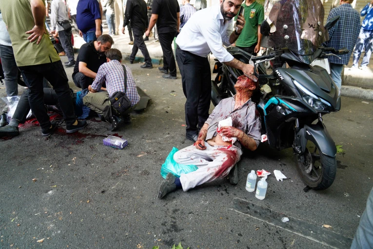 Φωτο: ΑΠΕ-ΜΠΕ/EPA/AMIR KHOLOUSI