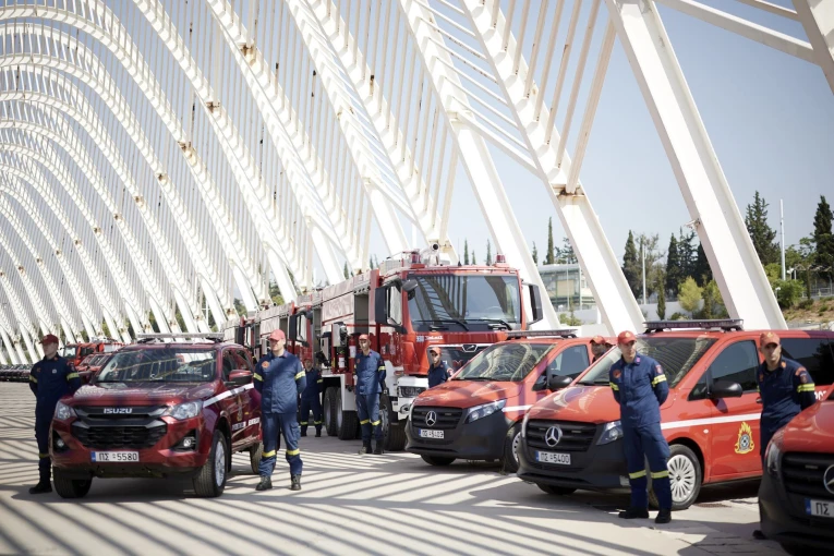 Φωτογραφία: ΑΠΕ-ΜΠΕ Τελετή παράδοσης 164 νέων οχημάτων στο Πυροσβεστικό Σώμα