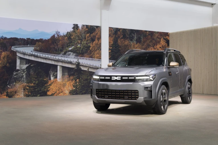 all-new-dacia-bigster-tce-130-4x4-extreme-i8qmF.jpg?v=0 all-new-dacia-bigster-tce-130-4x4-extreme-i8qmF.jpg?v=0