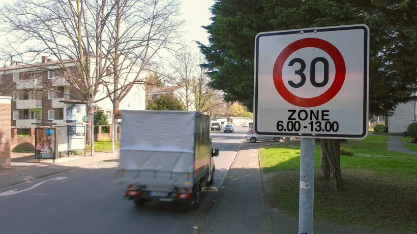 30kmford-trials-geofencing-tech1.jpg?v=0