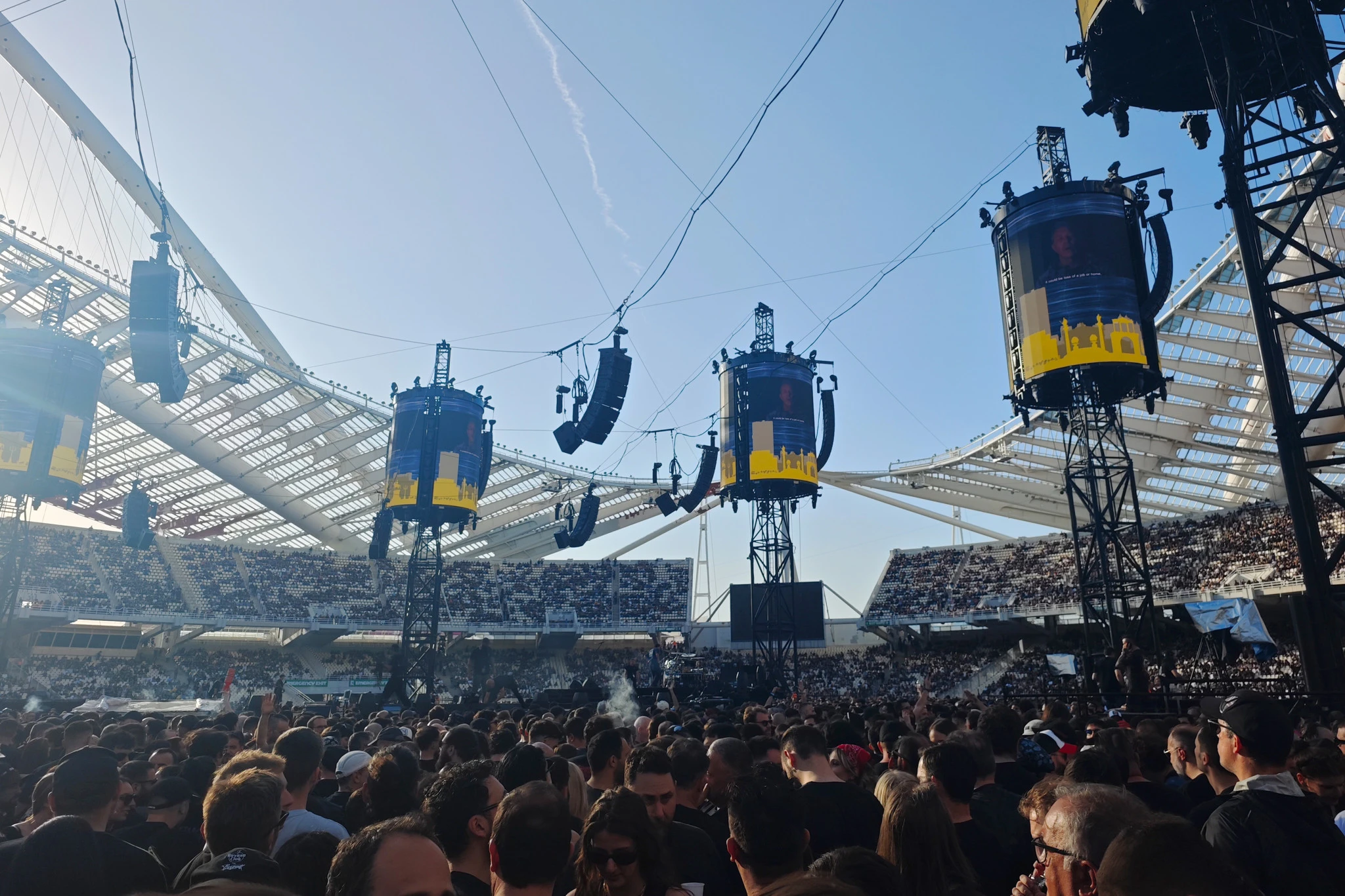          ΣΥΝΑΥΛΙΑ ΤΟΥ ΣΥΓΚΡΟΤΗΜΑΤΟΣ METALLICA ΣΤΟ ΟΛΥΜΠΙΑΚΟ ΣΤΑΔΙΟ ΤΗΣ ΑΘΗΝΑΣ (ΦΩΤΟ:  INTIME NEWS)     