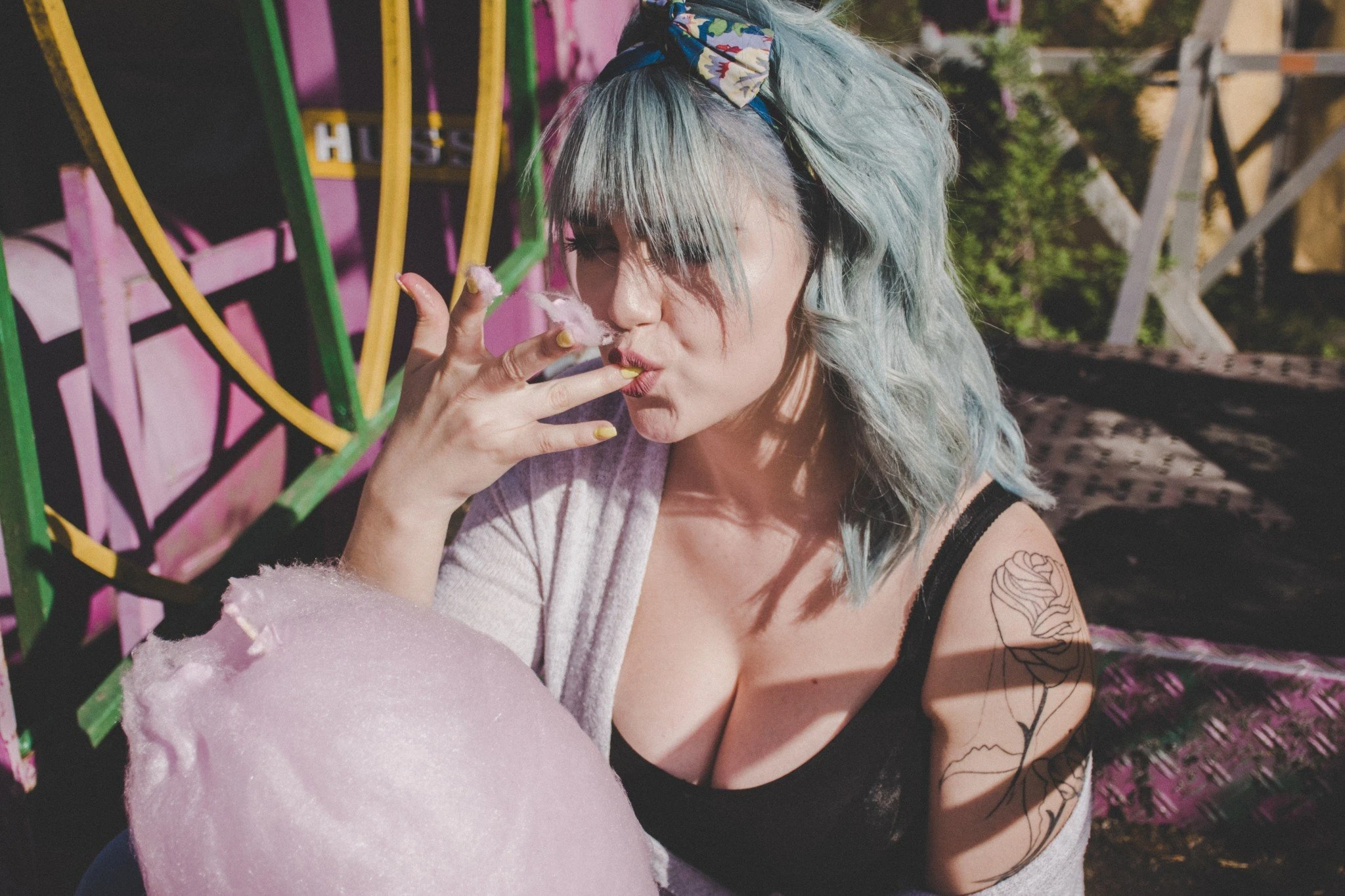 Unsplash-Valeie Elash Unsplash-Valeie Elash