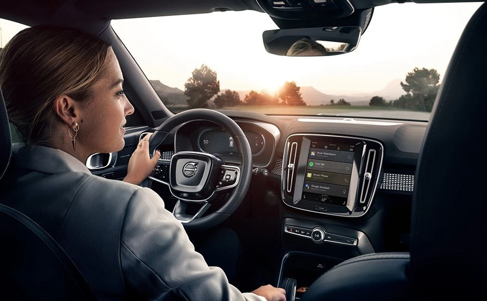 volvocars.jpg volvocars.jpg