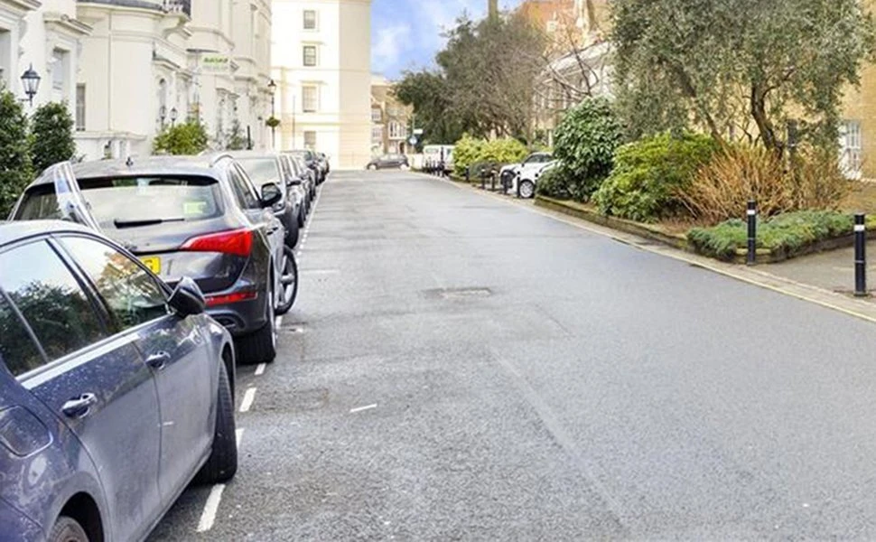 streetparking.jpg streetparking.jpg