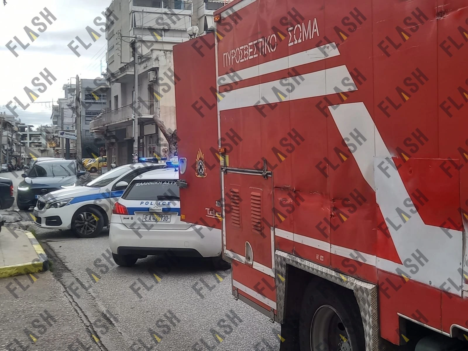 Φωτιά σε διαμέρισμα στη Νέα Ιωνία/Flash.gr