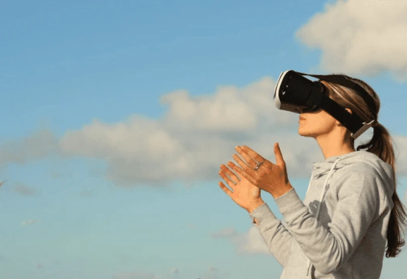 virtual-reality-2.png
