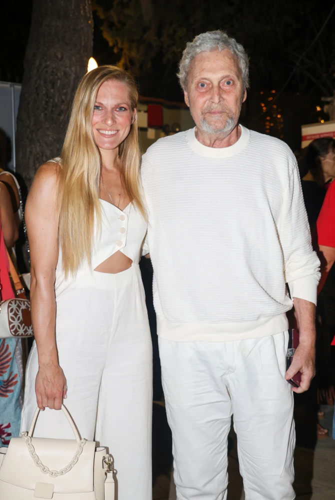 Στην τελευταία του δημόσια εμφάνιση τον Σεπτέμβριο του 2025 στο Κηποθέατρο Παπάγου, με την κόρη του Σάρα / φωτογραφία NDP Στην τελευταία του δημόσια εμφάνιση τον Σεπτέμβριο του 2025 στο Κηποθέατρο Παπάγου, με την κόρη του Σάρα / φωτογραφία NDP