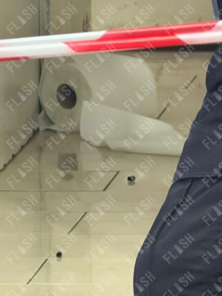          Οι κάλυκες από τους πυροβολισμούς Flash.gr/ Μιχάλης Λεγάκης     