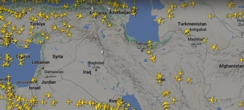www.flightradar24.com
